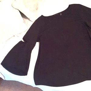 HALSTON silky knit Bell sleeve swing top blouse